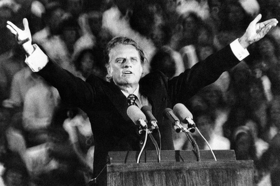 EVANGELIST BILLY GRAHAM PREACHES THE GOSPEL AT THE UPPER MIDWEST CRUSADE, SAINT PAUL, MINNESOTA, on JULY 13, 1973. Courtesy: CSU ARC